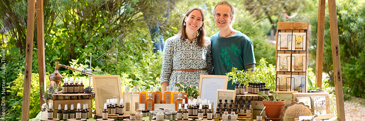 Kräuterwiese und Schloss Marburg